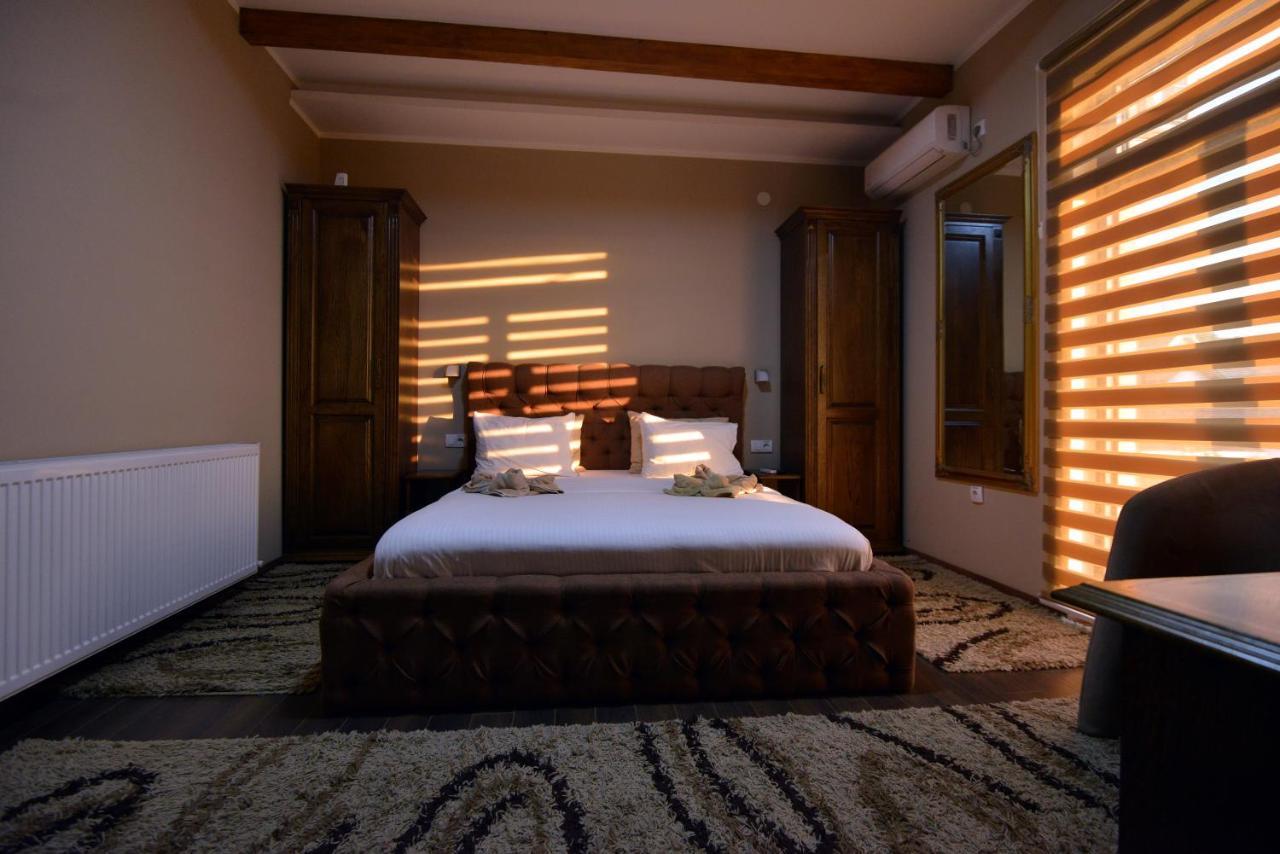 Garni Hotel Kaca Крагуевац Экстерьер фото