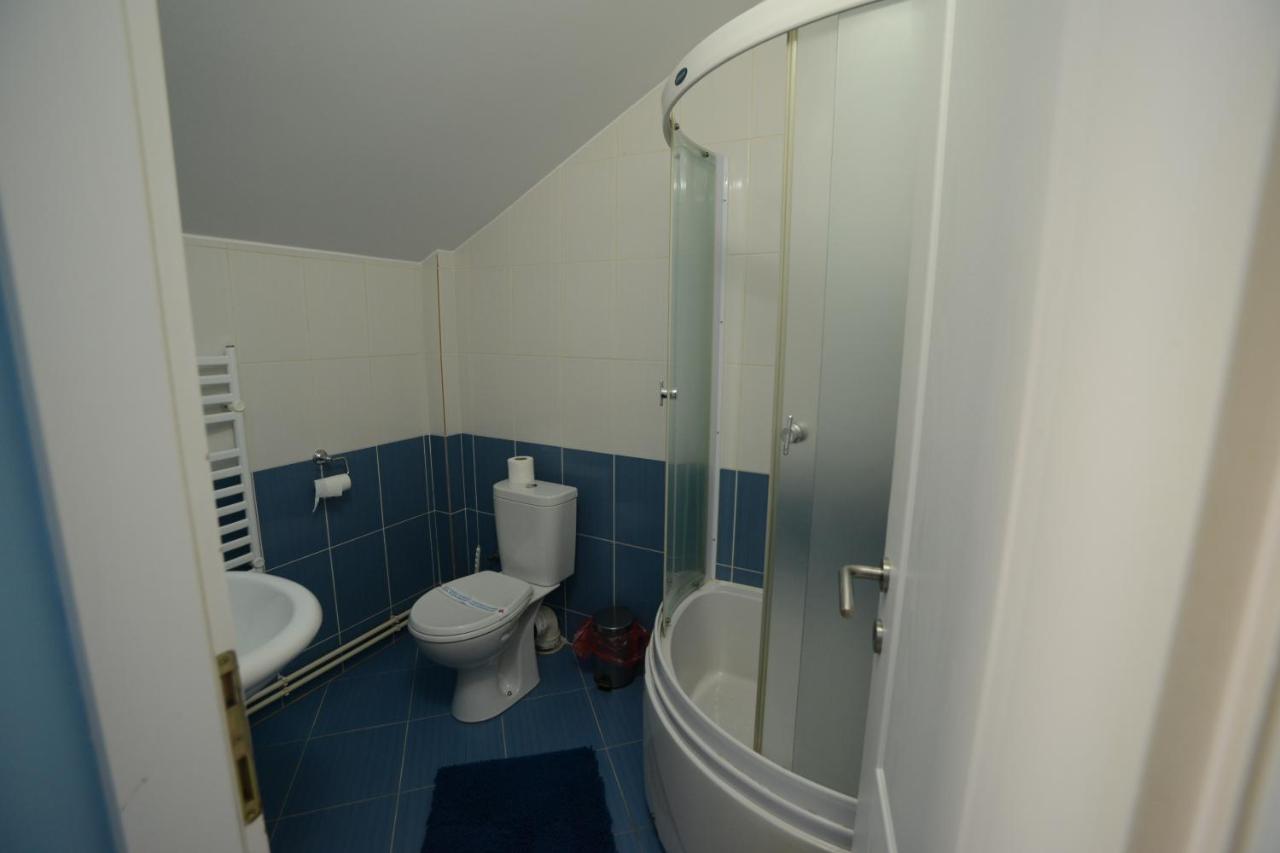 Garni Hotel Kaca Крагуевац Номер фото