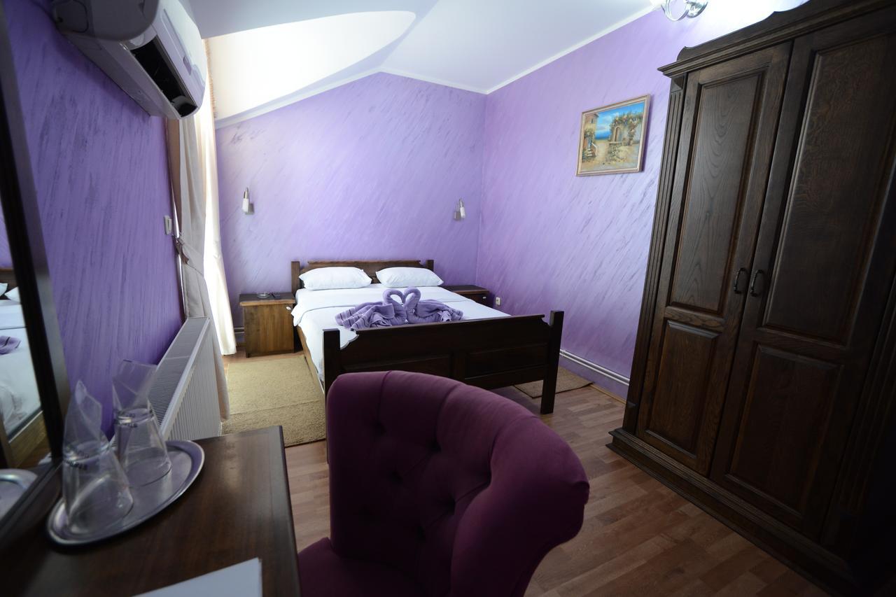 Garni Hotel Kaca Крагуевац Экстерьер фото